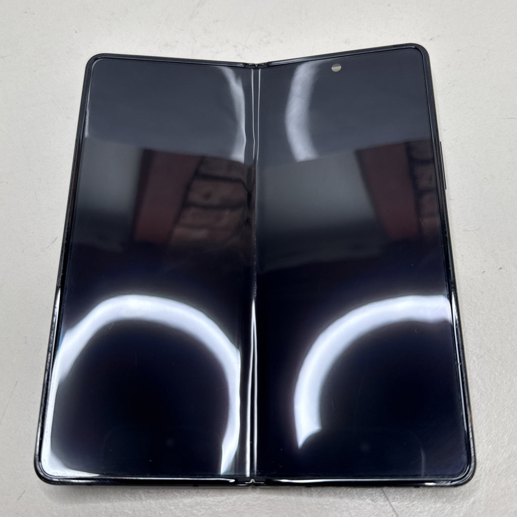 Samsung Galaxy Z Fold4 SM-F936B/DS - 256GB - *hinge faulty and flex cable*
