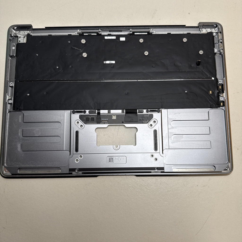 Apple MacBook  Air 13 A2179 Palmrest UK Keyboard Genuine EMC 3302 2020