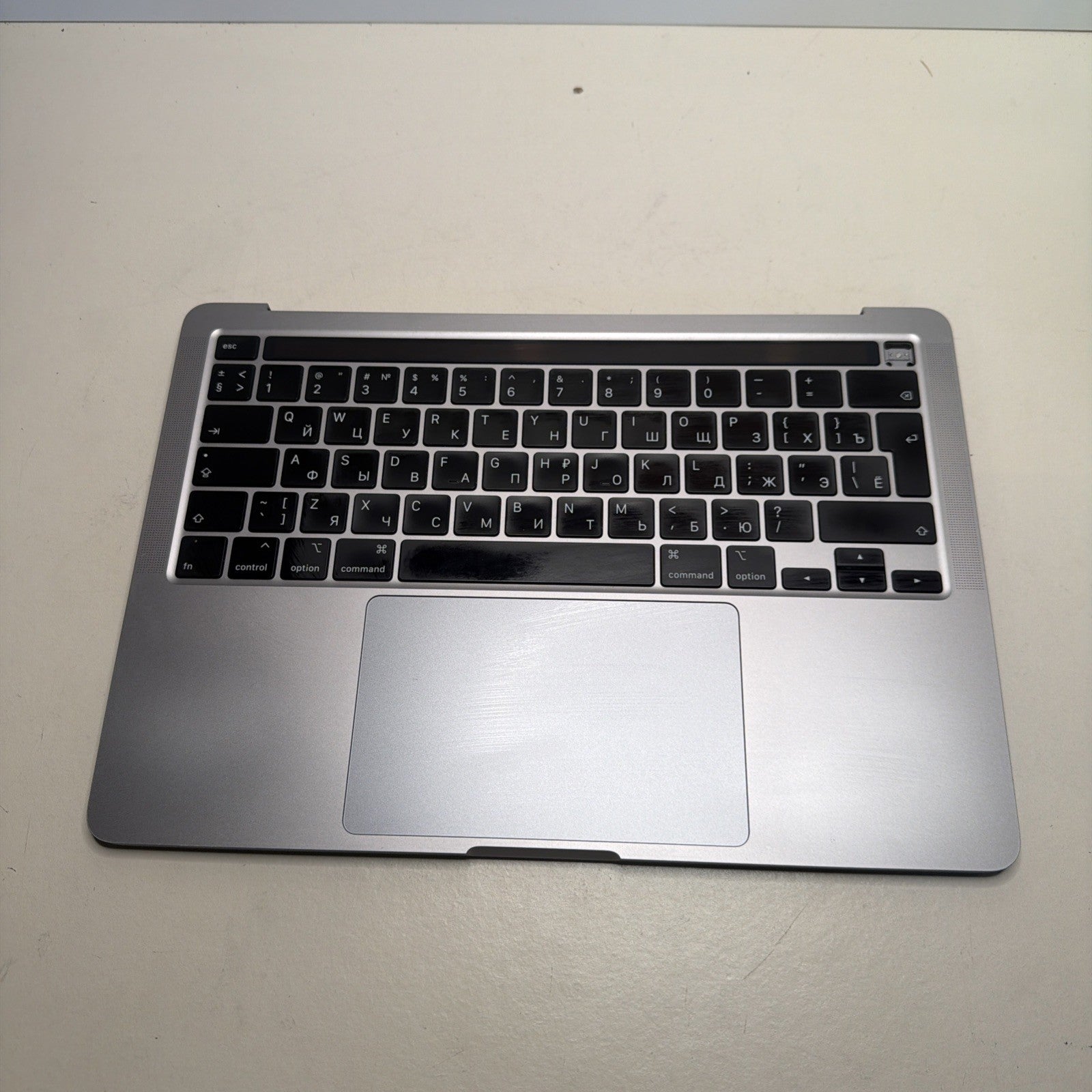 GENUINE Apple MacBook Pro A2251 EMC 3348-2020 13" GREY Palmrest