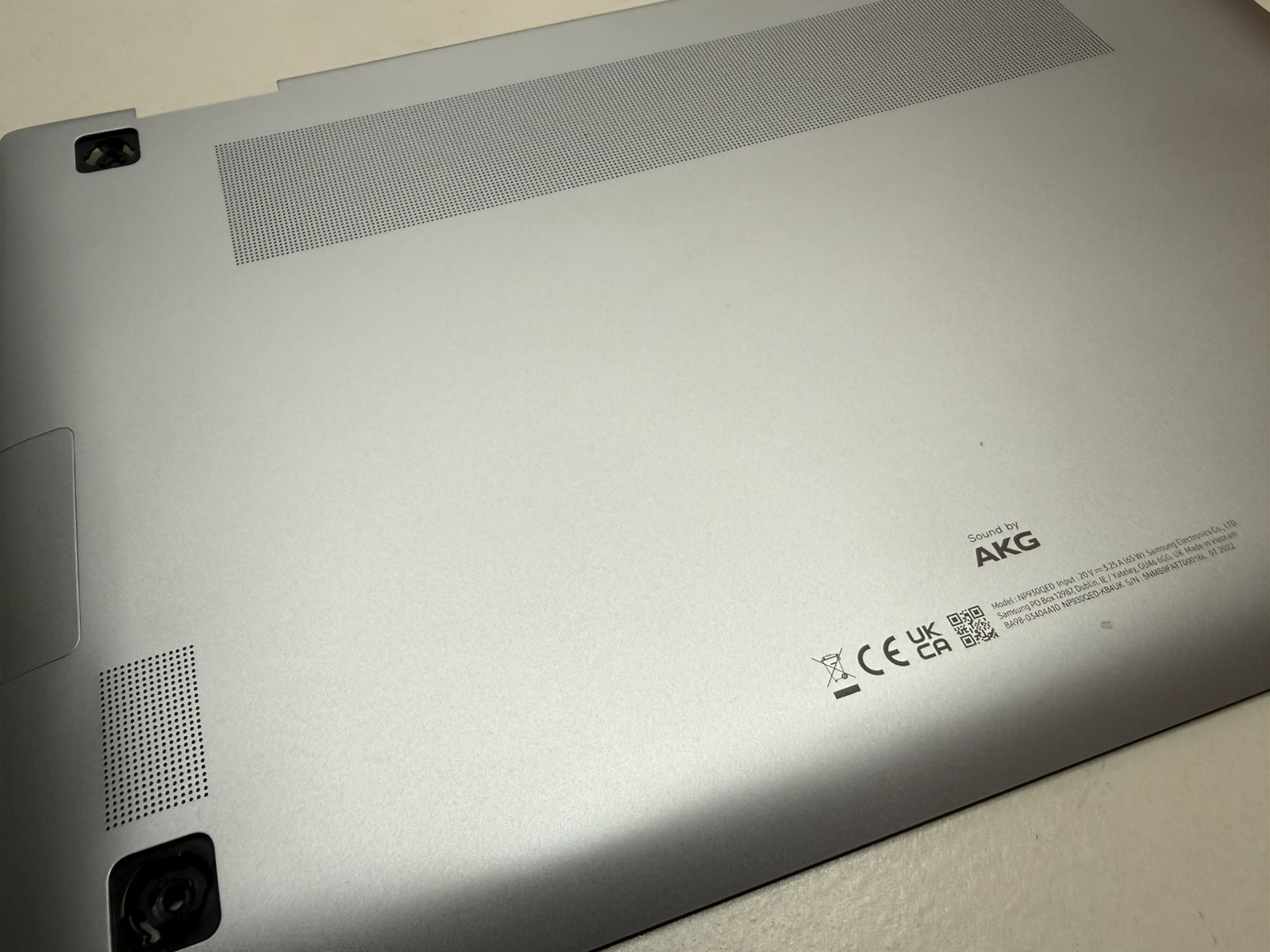 Genuine Samsung Galaxy Book2 Pro 360 NP930QED Base Bottom Cover BA98-03191B