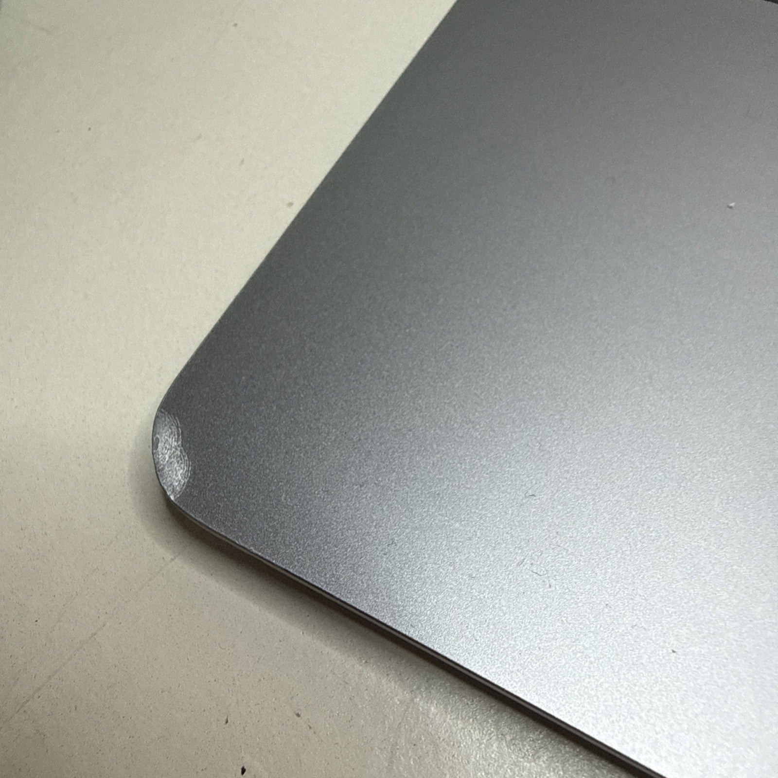 Apple MacBook  Air 13 A2179 Palmrest UK Keyboard Genuine EMC 3302 2020