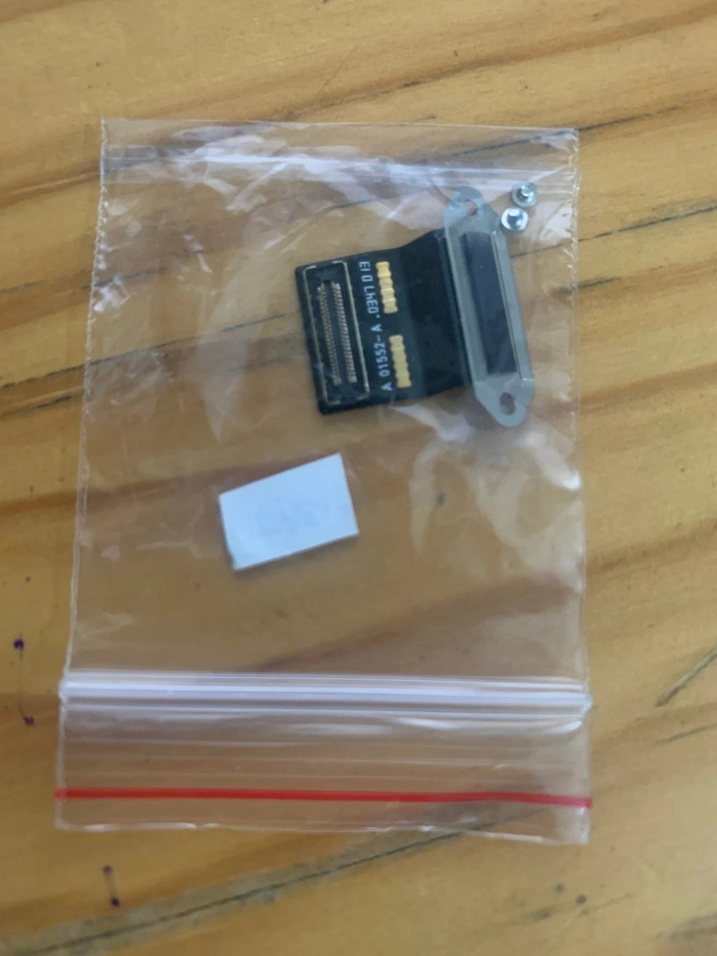 Ersatz-LCD-Kabel für Apple MacBook Air 13" A2179 2020 Flexkabel MIT SCHRAUBE