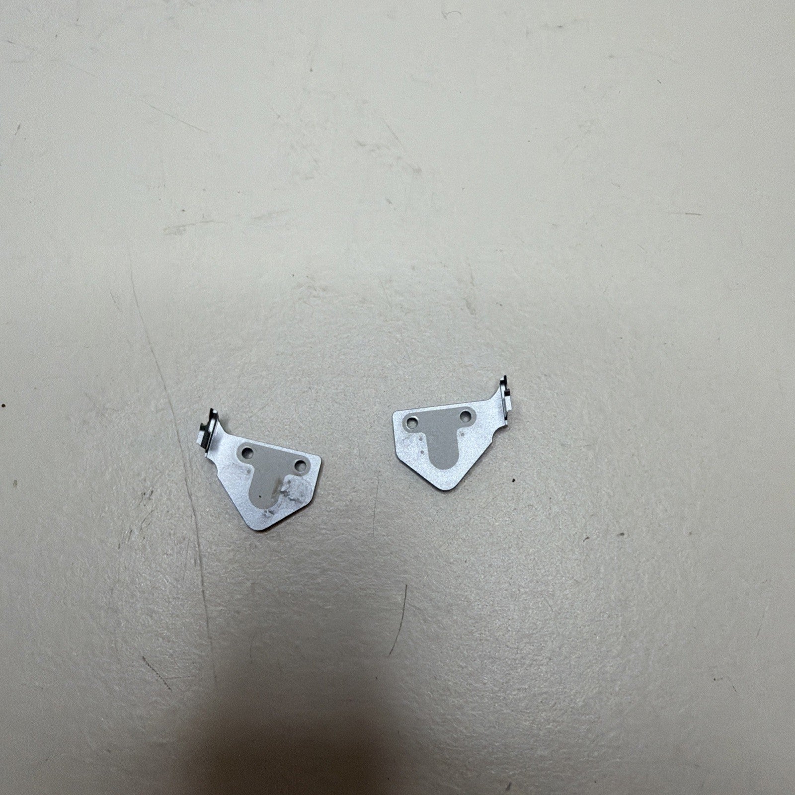 APPLE MACBOOK PRO 16" A2485 2023 Screen HINGE COVER CAPS & Screen  SCREWS