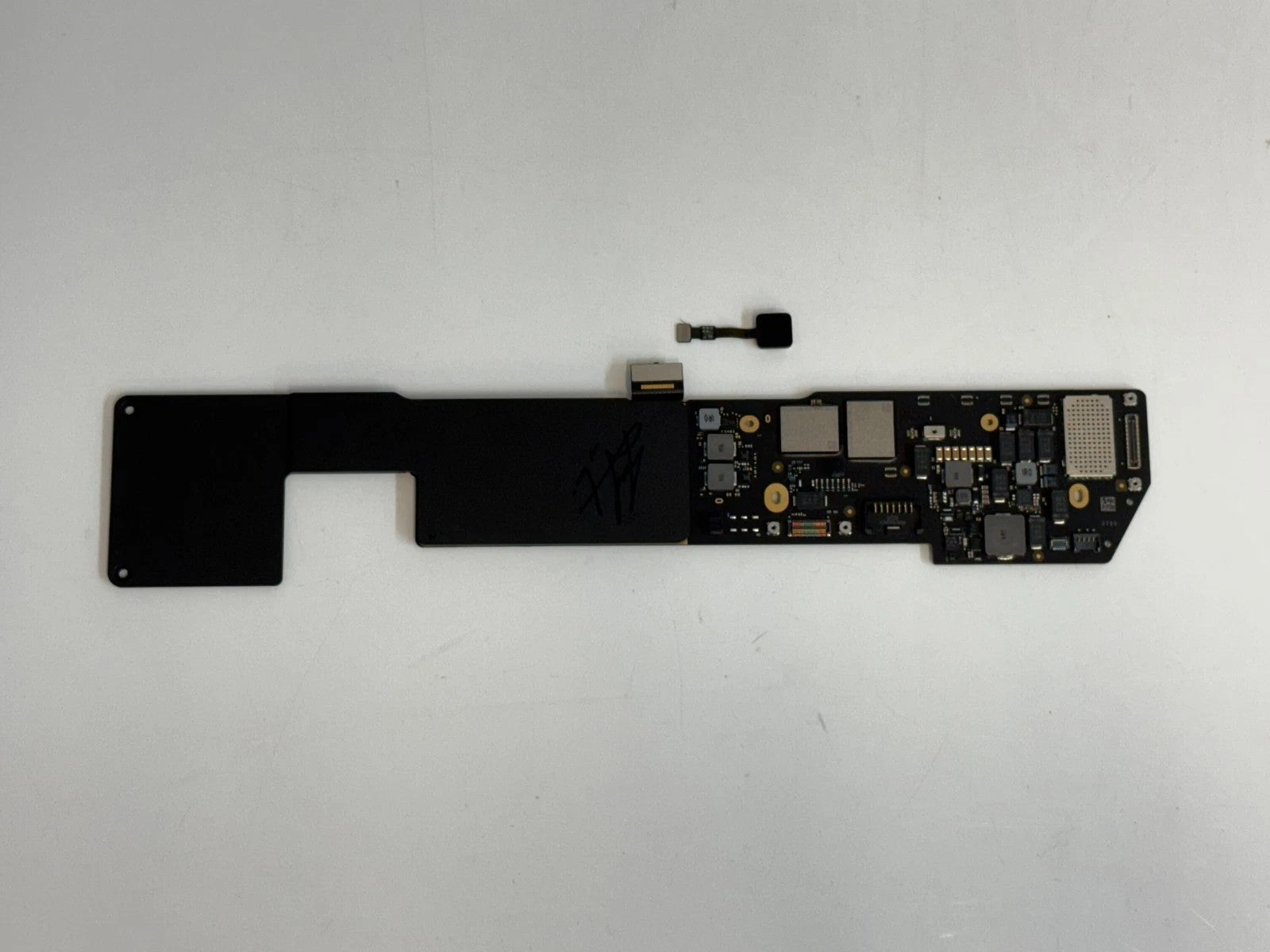 MacBook Air A2337 2020 M1 13 inch Logic Board 8GB Ram 256GB SSD 820-02016-A