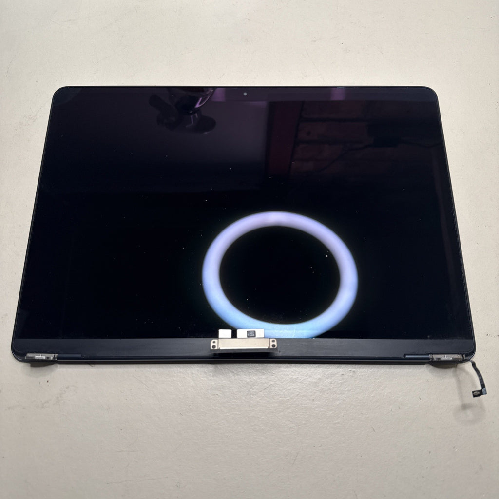 Faulty MacBook Air EMC 8611 13.6” 2024 Midnight Screen