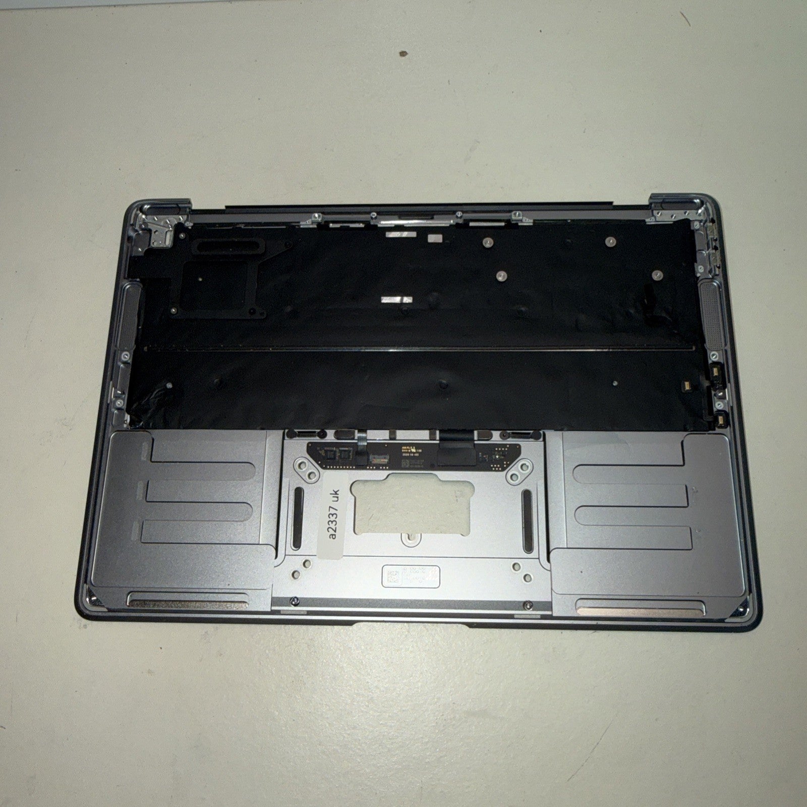 Apple MacBook Air 13" M1 A2337 EMC3598 Palmrest Trackpad Battery Complete Grey
