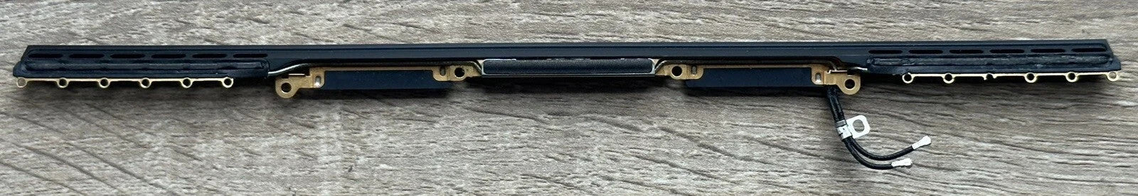 Véritable câble d'antenne Wi-Fi Apple MacBook Pro 13" A2338 2020