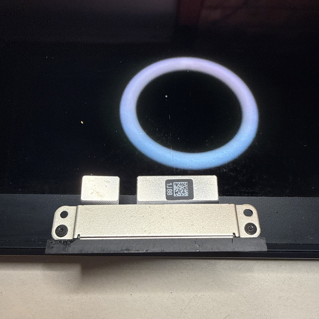 Faulty MacBook Air EMC 8611 13.6” 2024 Midnight Screen