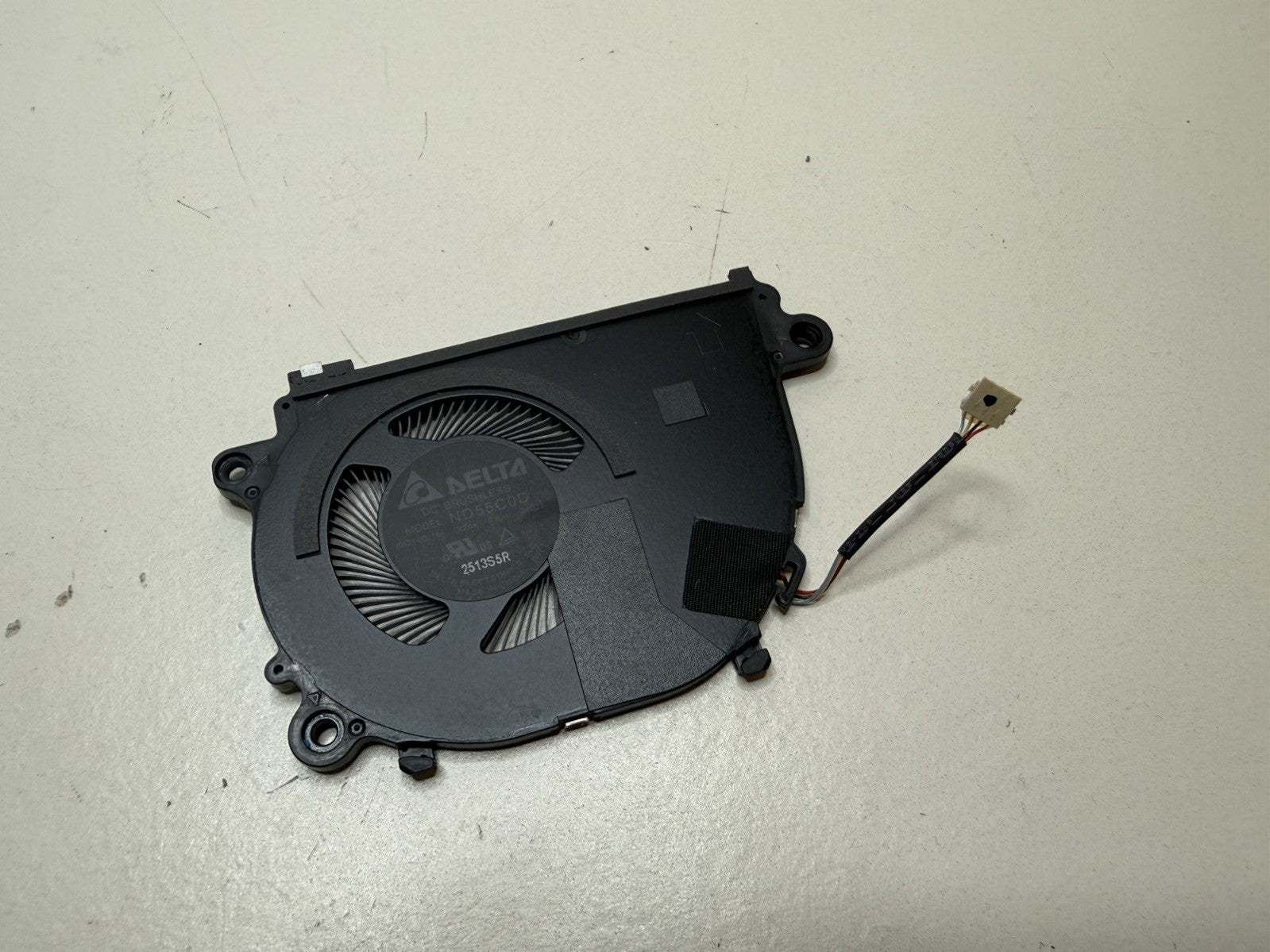 Samsung Galaxy Book2 360 NP730QED Laptop Cooling Fan ND75C92 BA31-00211A