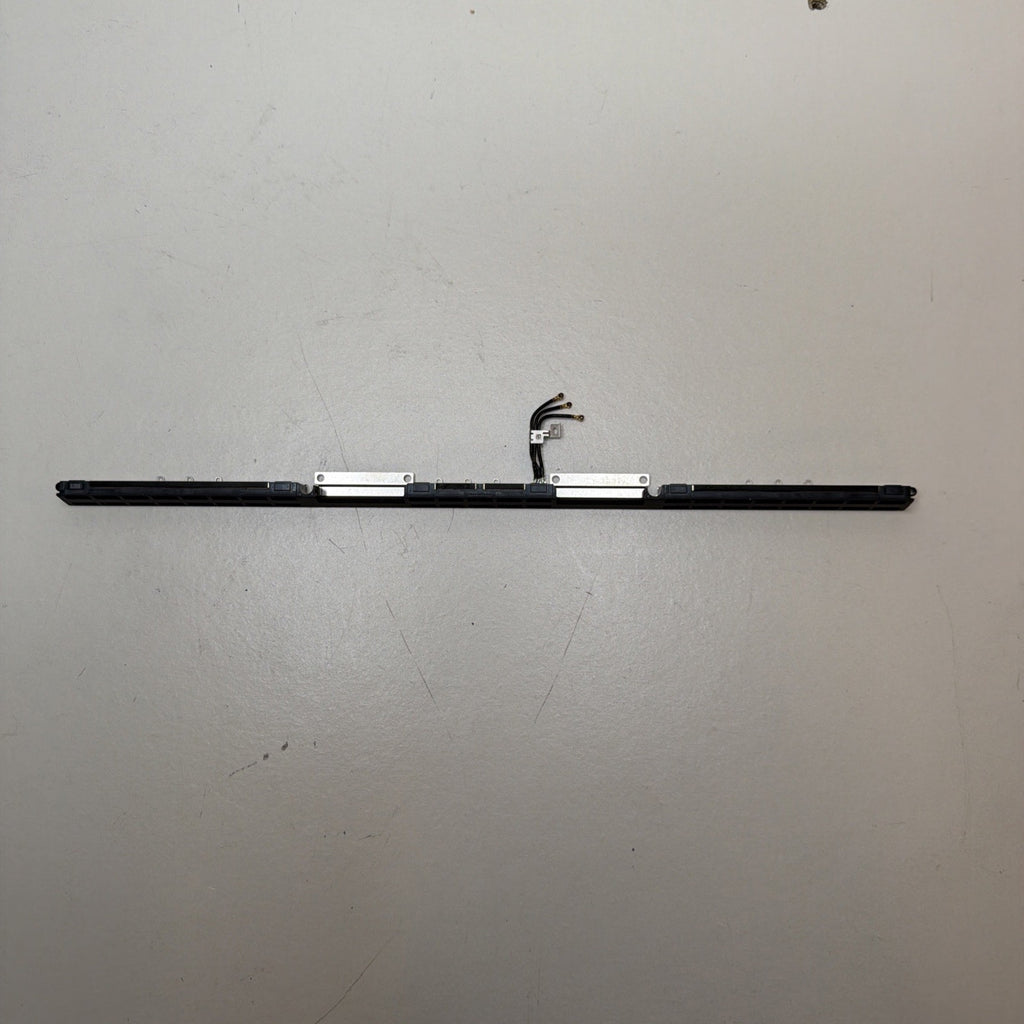 Apple Macbook Pro 16" A2485 2021 Genuine WiFi Antenna Bar Strip (PS3)