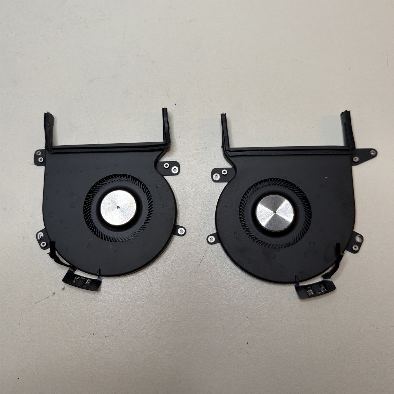 Genuine Apple Macbook Pro 16" M1 2021 A2485 Cooling Fans Left & Right