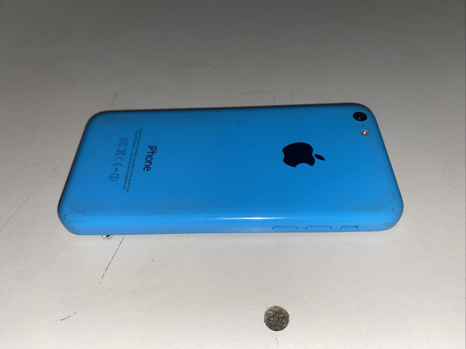 Apple iPhone 5c A1529 iOS Smartphone Blue 4'' IPS LCD 8MP (1GB+8GB) - For Parts